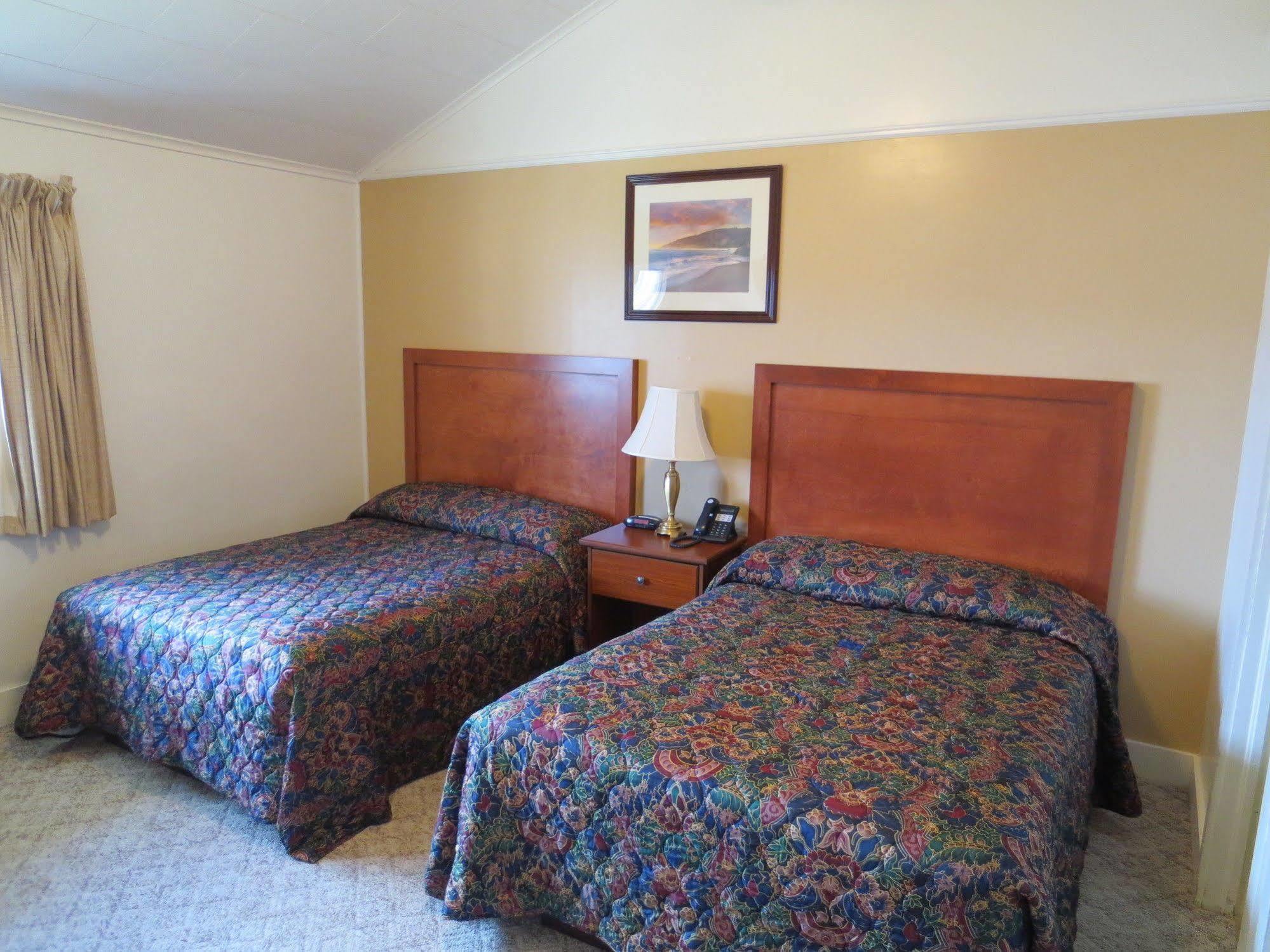 Hickory Grove Motor Inn - Cooperstown Exterior foto